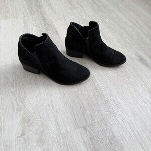 MIA Boots Black Laster Cut Ankle Booties Size 5.5 US Perforated Heel Block Heel